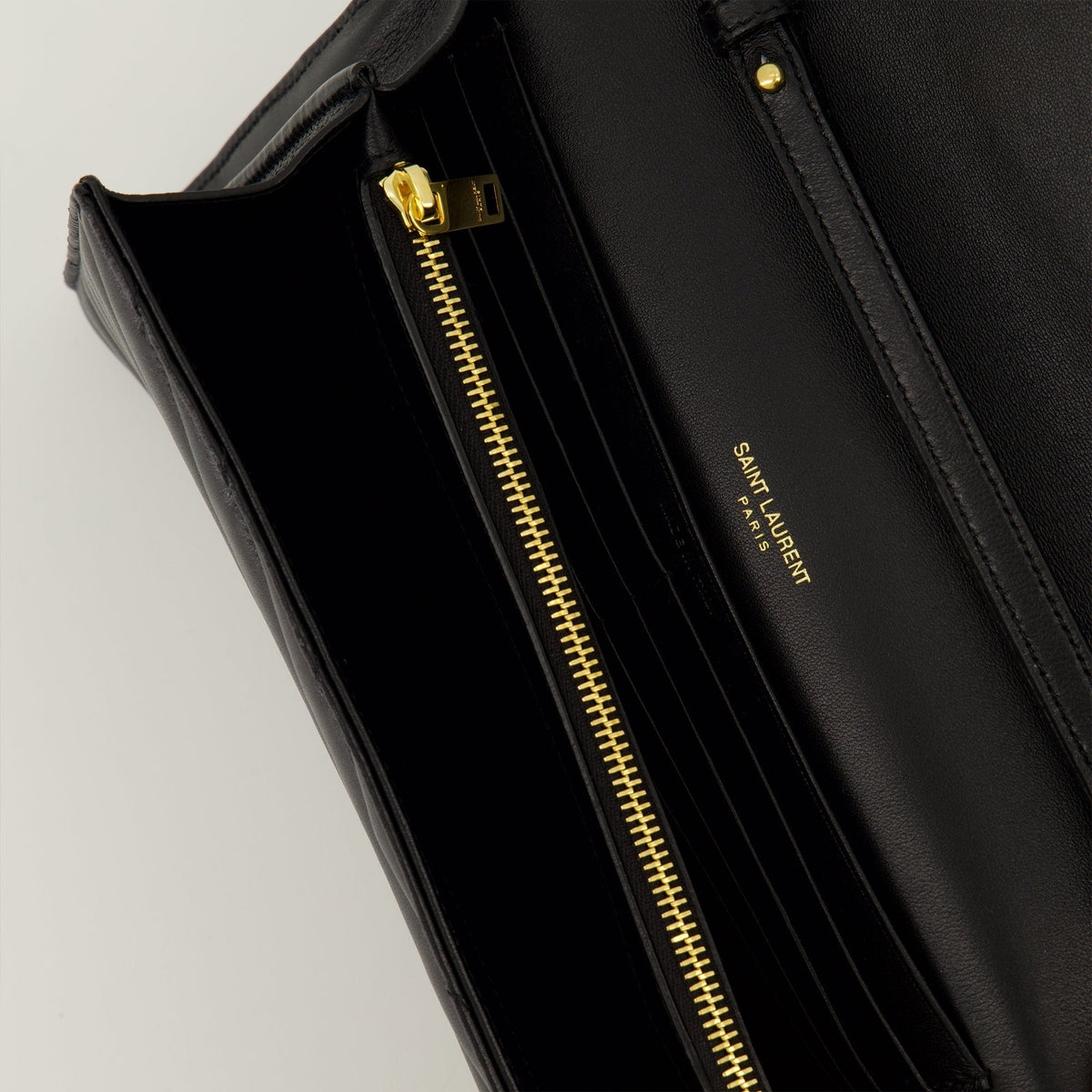 Black Chain Cassandre Wallet