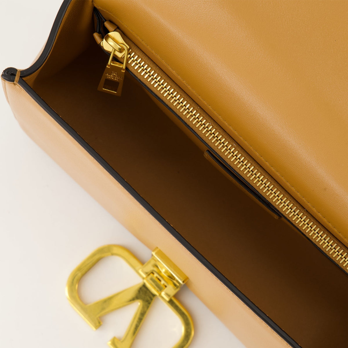 VLogo Signature Shoulder Bag