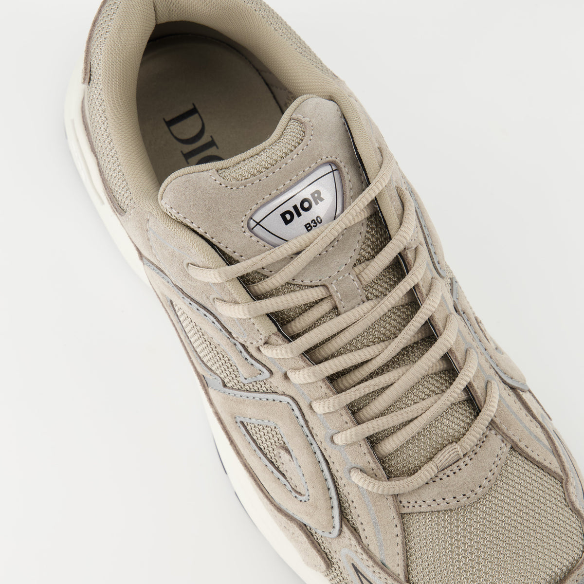 B30 Sneakers