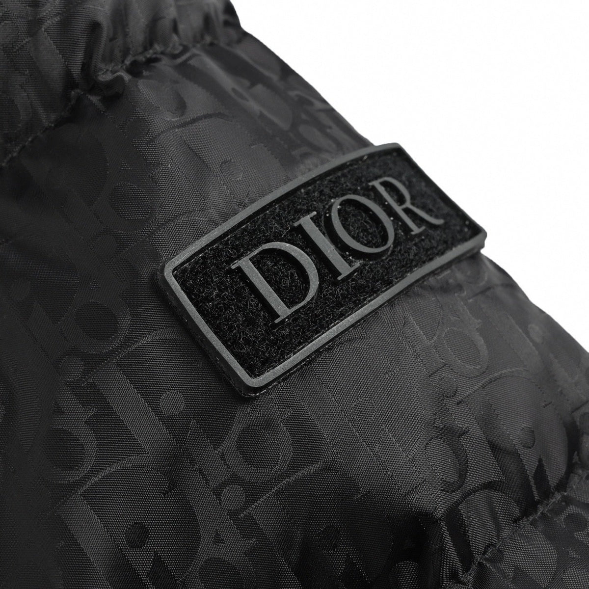 Oblique Tonal Jacquard Puffer