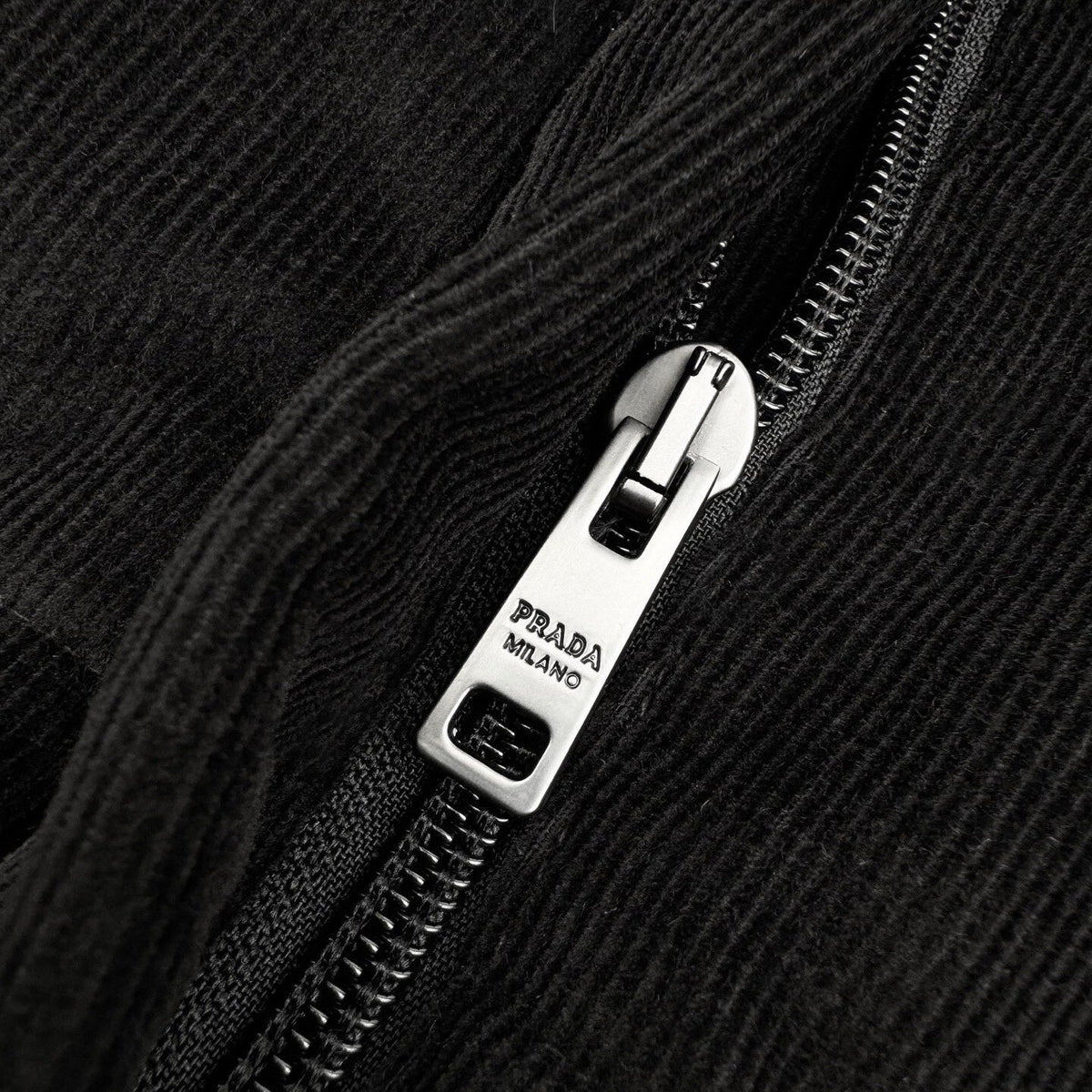 Convertible Corduroy Puffer Jacket | Black